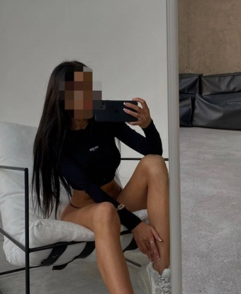 Уверена, что сможем воплотить в жизнь все, о чем ты мечтаешь. 💋
Мои услуги отличаются высоким качеством и профессионализмом. Твое удовольствие - мое приоритетное дело! 🌹
Не бойся, я опытная девушка, все, что происходит между нами, останется только между нами. Гарантирую анонимность и конфиденциальность. 🔐
У меня много отзывов от благодарных и довольных клиентов, которые оценили мои возможности и умение доставить истинное наслаждение. 👄
В жизни фотогенична, но на фото я выгляжу еще лучше! Ты можешь убедиться в этом, просмотрев мою галерею фото. 📸
Так что, если ты ищешь незабываемые и жаркие встречи, обратись ко мне! Я жду тебя в Москве, готовая сделать твою ночь незабываемой. 💫 Милана